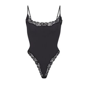 SKIMS Fits Everybody Lace Cami Bodysuit